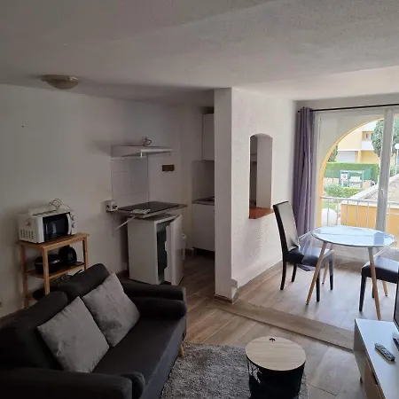 Logis 149 Apartment